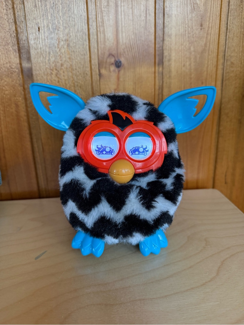 Furby Boom 2012 Black & White Zebra Zig Zag Stripes Hasbro Interactive Toy WORKS